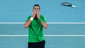 2-0，17岁天才挑传制导，梅里诺双响炮，阿森纳3连胜，差榜首4分